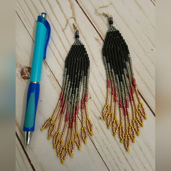 Long multi-colored earrings made of Czech and Japanese beads by hand - Picture 3 of 5